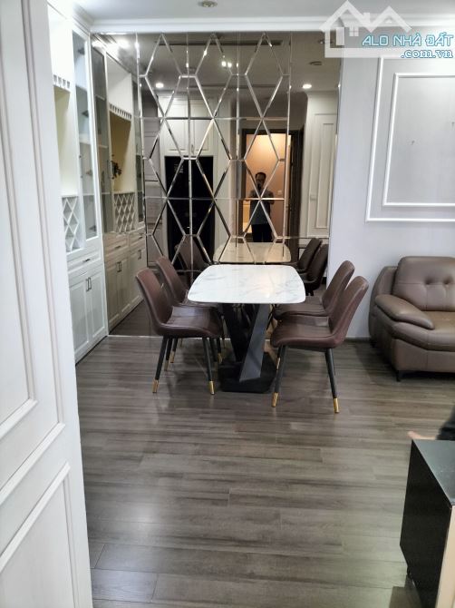 🏡 BÁN CĂN HỘ VINHOMES SYMPHONY, LONG BIÊN – 55M², VIEW CÔNG VIÊN, FULL NỘI THẤT – GIÁ 5.8 - 1
