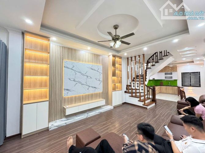 GIẢM CẢ TỶ - PHÂN LÔ LIỀN KỀ - Ô TÔ ĐỖ CỬA NGÀY ĐÊM 50M2 X 5 TẦNG CHỈ 14,5 TỶ - 1
