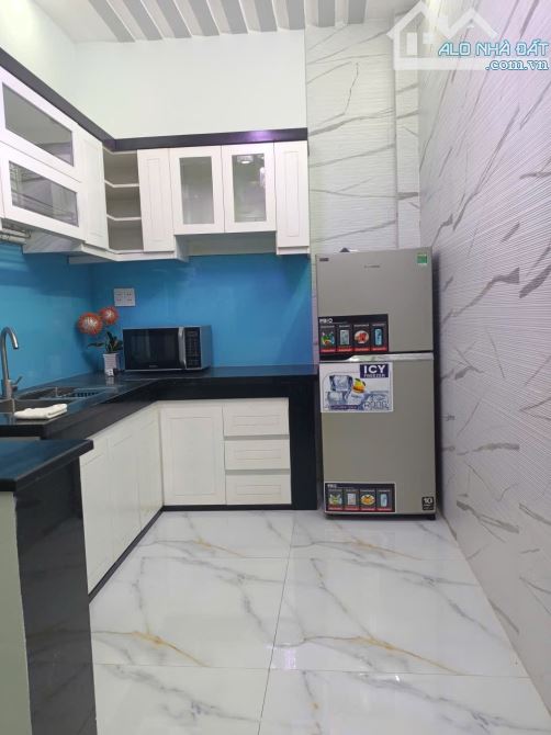 BÁN NHÀ NHỈNH 3 TỶ- HẺM XE HƠI GẦN EMART PHAN HUY ÍCH GÒ VẤP - 1