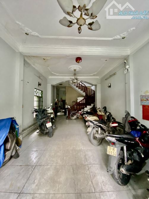 Phạm Văn Bạch tân bình 96m2 3 tầng giá chỉ 8.x tỷ - 1