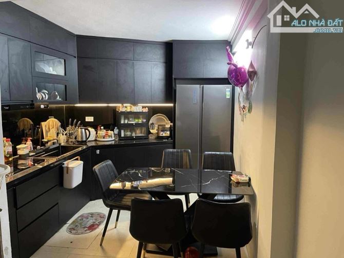 Bán nhà dân xây hiếm – 30m² – 4 phòng ngủ – 2 mặt thoáng – Full nội thất – 6,4 tỷ - 1