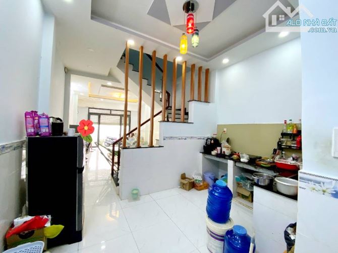 HƠN 4 TỎI - 48M2 - SÁT MẶT TIỀN ĐƯỜNG - 2 TẦNG  - TRẦN THỊ TRỌNG-TÂN BÌNH - 1