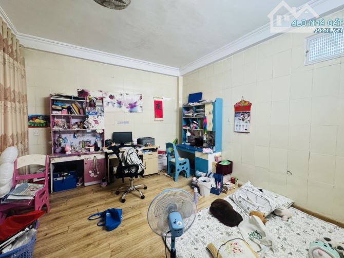 BÁN NHÀ PHỐ TRẠM - LONG BIÊN - 41M2 - 6.45 TỶ - GẦN VƯỜN HOA - KHU DÂN TRÍ CAO - 1