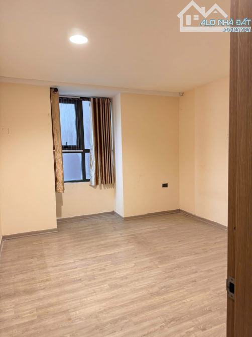 11 TRIỆU CHO THUÊ CĂN HỘ CHUNG CƯ ONE 18 – BỒ ĐỀ – 2PN, 2WC – NỘI THẤT CƠ BẢN – VIEW ĐẸP – - 1