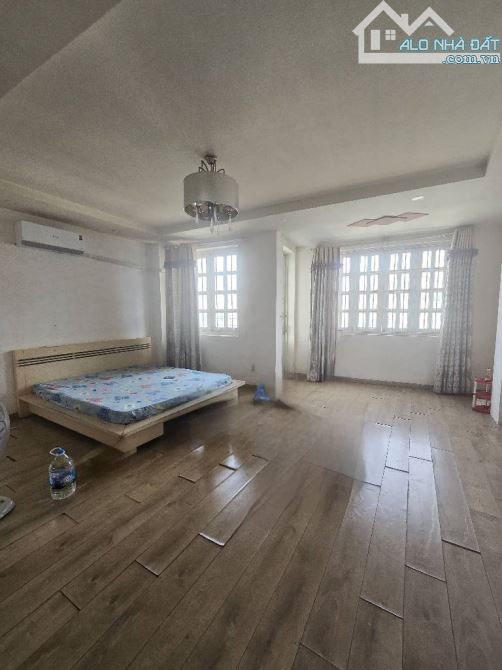 BÁN NHÀ 5 TẦNG NGAY MẶT TIỀN LÂM VĂN BỀN, P.TÂN KIỂNG,QUẬN 7.DT 70M.CHỈ 18 Tỷ 9 - 12