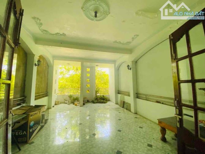 NHÀ MẶT TIỀN KINH DOANH  RỘNG - GẦN SÔNG HÀN MÁT MẺ - ĐƯỜNG 30M, VỈA HÈ RỘNG - 12