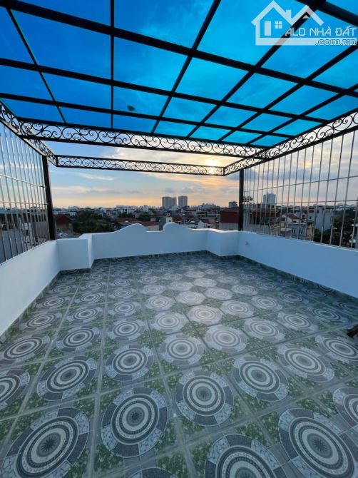 🏡 THẠCH BÀN – NGUYỄN VĂN LINH, 46M², 6 TẦNG, Ô TÔ TRÁNH,  KINH DOANH – 17,5 TỶ - 14