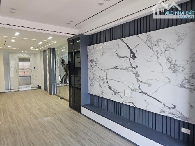 🏡 SIÊU PHẨM THẠCH BÀN 46M², 6 TẦNG, THANG MÁY, 3 NGỦ FULL NỘI THẤT – 8,89 TỶ - 15