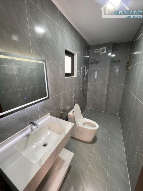 🏡 THẠCH BÀN – NGUYỄN VĂN LINH, 46M², 6 TẦNG, Ô TÔ TRÁNH,  KINH DOANH – 17,5 TỶ - 15
