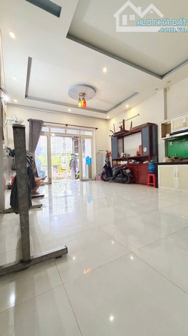 Bán nhà 1 trệt 1 lầu có 2 phòng trọ phía sau, P.An Phú Tp.Thuận An chỉ 3 tỷ 4 TL M7754 - 15