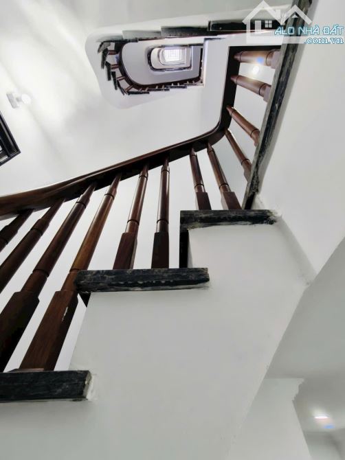 7 tầng thang máy xây mới mặt ngõ vip Trần Quốc Hoàn, oto tránh,đa kdoanh,45m2.Giá 24.5 tỷ - 16