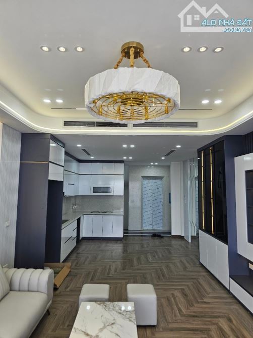 🚀 THẠCH BÀN 52M², 7 TẦNG, Ô TÔ VÀO NHÀ, 5 NGỦ, FULL NỘI THẤT – 13,5 TỶ - 17
