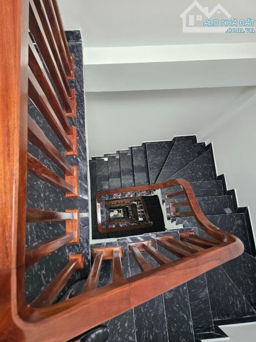 🚀 THẠCH BÀN 52M², 7 TẦNG, Ô TÔ VÀO NHÀ, 5 NGỦ, FULL NỘI THẤT – 13,5 TỶ - 19