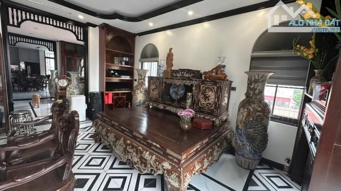 Bán nhà Mặt phố Hoàng Sâm,gần Hoàng Quốc Việt,Nguyễn Văn Huyên, Cầu Giấy. 80 m2.8 T. 43 tỷ - 5