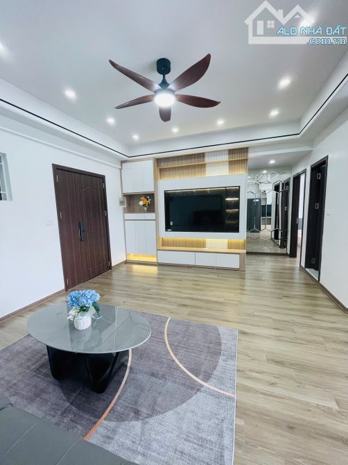 Bán chcc, p..34 Tòa CT11 Kim Văn Kim Lũ, sổ đỏ, 63m2, 2 ngủ, full đồ - 2