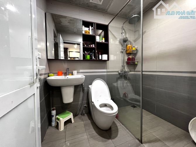 BÁN CĂN HỘ TẬP THỂ XỊN – THỊNH HÀO, TÔN ĐỨC THẮNG, ĐỐNG ĐA. 80M2 – 2PN. 4,78 TỶ - 2