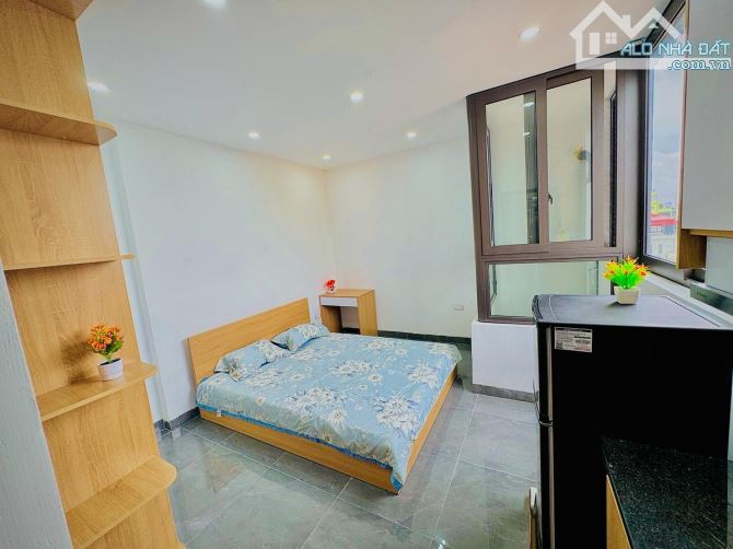 CCMN Đội Cấn, 81m x 7 tầng, 23 phòng khép kín, lô góc, full nội thất, dòng tiền 1,3 tỷ - 2