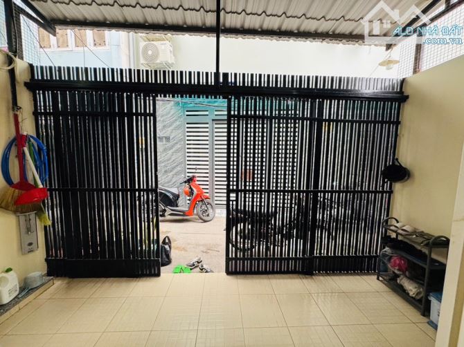 SIÊU PHẨM, BÁN NHÀ ĐẸP BÌNH ĐÔNG [P14, Q8] DT:51M2 (4.9 X 11M), 4T, 4PN,3WC CHỈ 5.55 TỶ - 2
