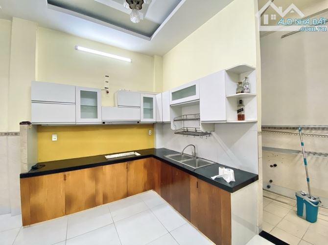 BÁN NHÀ GẦN CHỢ GÒ VẤP - 4 TẦNG - 52M2 - NỞ HẬU NHẸ - NHỈNH 7 TỶ - 2