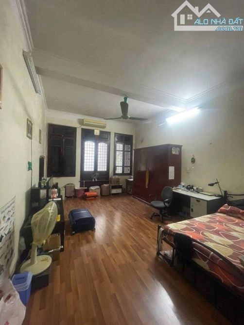 Bán nhà Phân Lô Nguyễn Viết Xuân, DT 82m x 4 tầng, mặt tiền 4.5m, gara ô tô, 22.9 tỷ - 2
