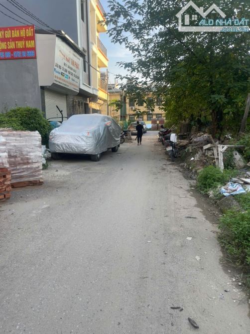 SIÊU PHẨM BÁN ĐẤTKHU  PHÂN LÔ  HInde DỊCH VỤ THĂNG LONG  MT 7,6M  Ô TÔ  TRÁNH NHAU - 2
