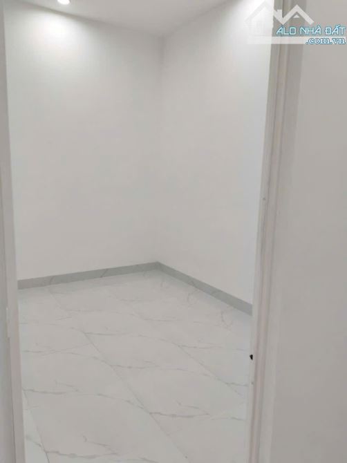 Bán nhà mới toanh Hòn Nghê Vĩnh Ngọc 75m2 Nha Trang - 2