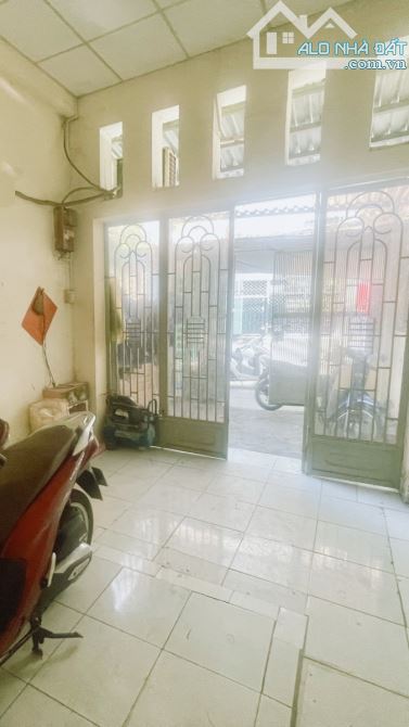 💥Bán nhà hẻm 3m giữa Quận 4 - 65m2 - tiện xây mới 5 tầng - 4.x tỷ🚘 - 2