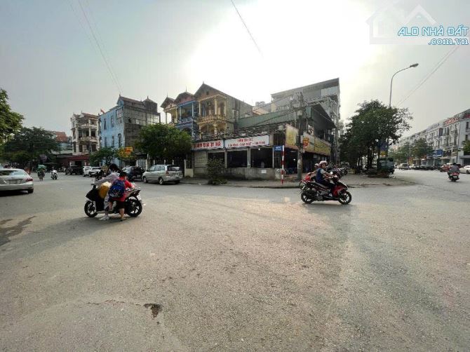 Siêu Vip Ngô Xuân Quảng / Đất Lô Góc 45m, chỉ 7.45 tỷ/ Ô tô vào, Giá tốt nhất khu - 2