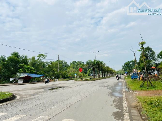 Lô góc 482 m2 mặt tiền Võ Văn Kiệt gần làng Đại Học Huế - 2