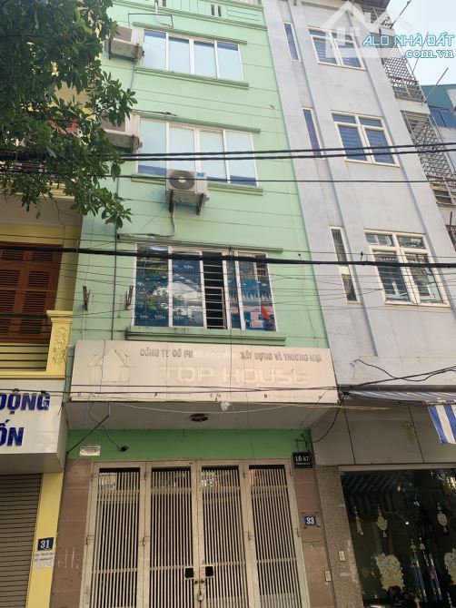Bán nhà mặt phố Lý Thường Kiệt- Hà Đông 35m2- 5 tầng- phân lô- vỉa hè giá 12 tỷ - 2