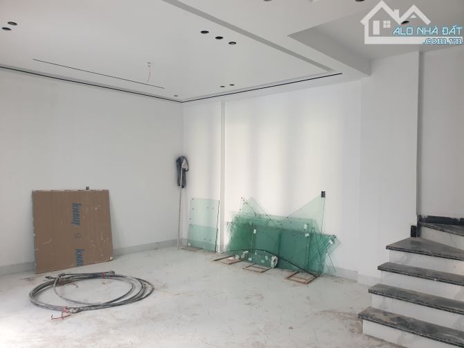 BÁN NHÀ ĐẸP 2.34 TỶ 3 TẦNG 50M2 NGÕ RỘNG ĐƯỜNG GIẢI PHÓNG - 2