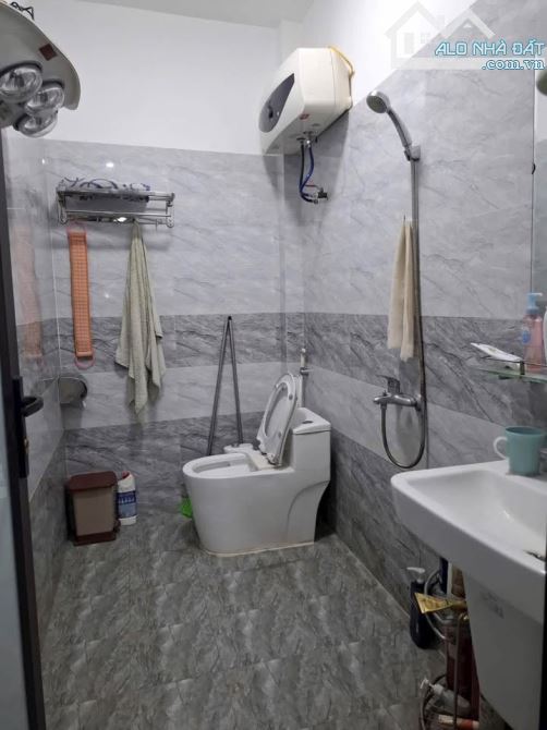 Nhà hi.ế.m Ngô Quyền Hà Đông Diện tích 40m² x 4 tầng, ô tô đỗ cửa, giá chỉ 7 tỷ - 2