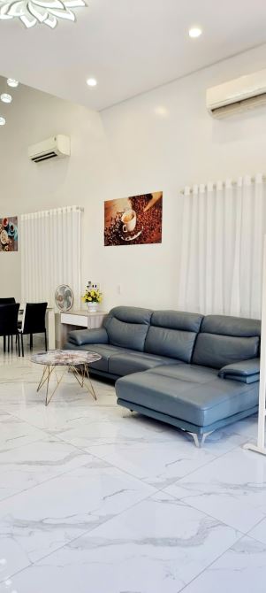 🏡MÌNH CHỦ CHO THUÊ NHÀ SIÊU ĐẸP VỪA Ở VỪA KINH DOANH GÓC NGÃ 4 CHU HUY MÂN - VÂN ĐỒN - 2