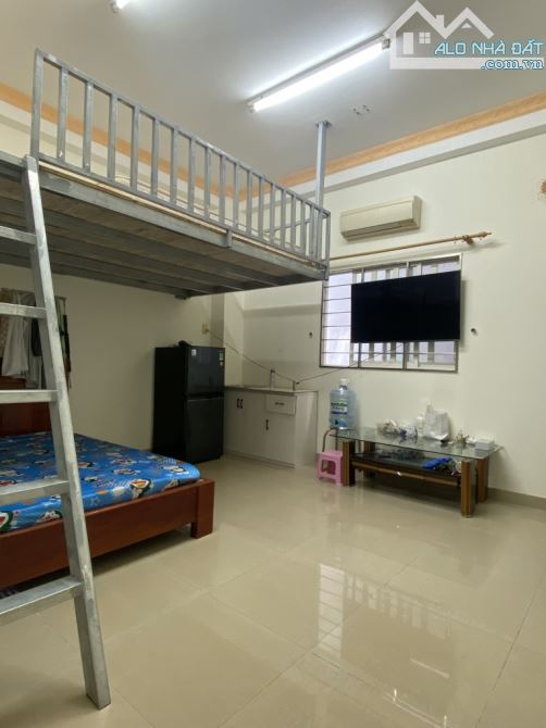 TÂN PHÚ - NGAY NGUYỄN SƠN - THOẠI NGỌC HẦU - NHÀ 3 TẦNG, 8PN 8WC HẺM XE HƠI, CHỈ 9 TỶ X - 2
