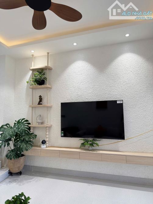 NHÀ 1 MÊ FULL NỘI THẤT HẺM TRẦN CỪ NGAY KHU TRUNG NGUYÊN: Giá 5.5 tỷ - 2