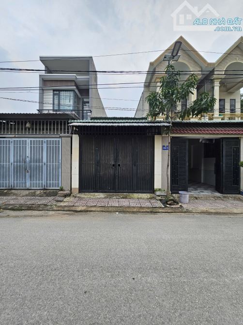 3,6Tỷ TL🔥Bán đất 81,9m tặng nhà tạm cách đường ĐT743C chỉ 100m, p.Tân Đông Hiệp, Tp.Dĩ An - 2