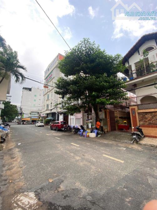 Bán nhà villa phố 24/1 - 3 Hoàng Dư Khương. DT: 13,5m x 20m, 3 tầng. - 2