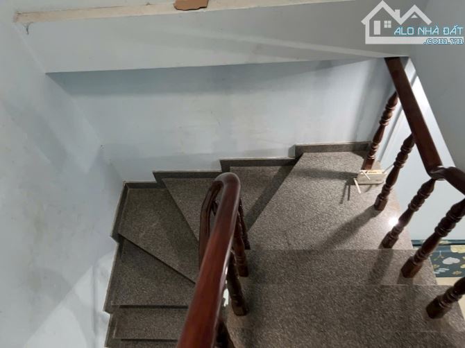 Bán nhà gần bigc go , p Đông Hòa HCM, 11m2, 2 tầng, nhỉnh 4 tỷ - 2