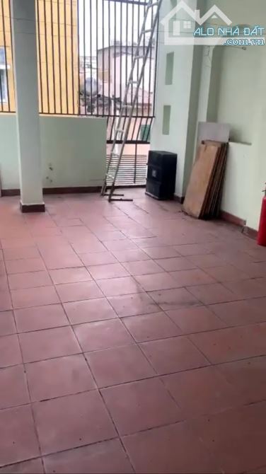 NHANH TAY KẺO LỠ CĂN GÓC 3 MẶT HXH TRẦN NHÂN TÔN  Q.5 – 4 TẦNG – GIÁ  11.5 TỶ - 2