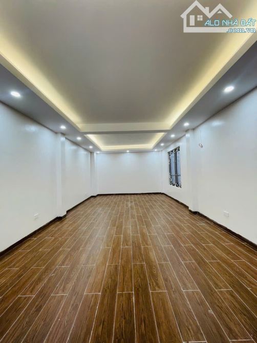 🚗 BÁN NHÀ YÊN PHỤ HỒ TÂY – Ô TÔ ĐỖ CỬA – 4 TẦNG KẾT CẤU CỰC CHẮC - 2
