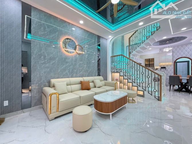 Giảm mạnh 500Triệu! Chính chủ cần bán nhà MTĐ Trần Minh Quyền, quận 10. Giá 4Tỷ190 còn TL - 2