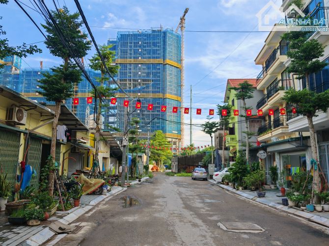 Bán nhà Phú Thượng 60m2 3 tầng, ô tô 7 chỗ đỗ cửa, ko quy hoạch giá 8,6 tỷ - 2
