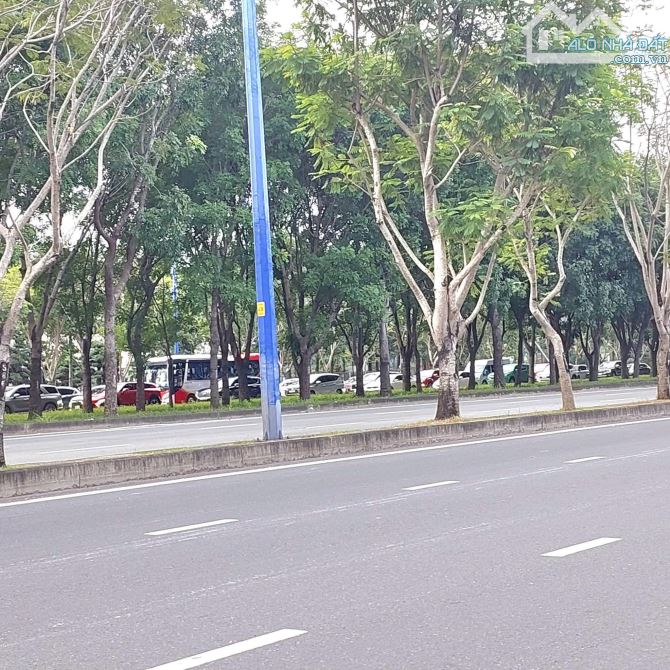 Quận 2 bán 250m2 nhà cấp 4 giá 21 tỷ - 2