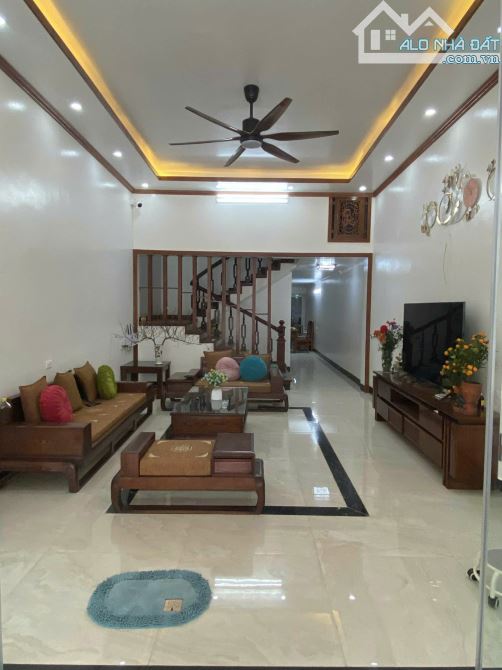 GIÁ SỐC ! bán căn nhà 3 tầng dt rộng, như mới, ở ngay - 2