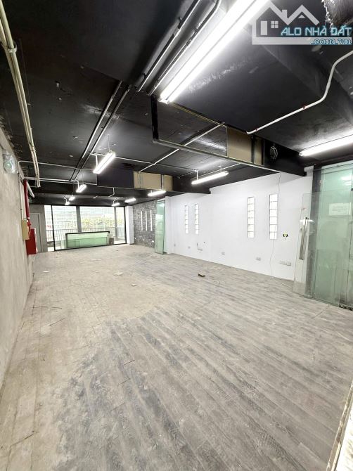 Siêu phẩm Mặt Phố La Thành quận Đống Đa 165m2 MT9m-11 Tầng Kinh Doanh Mọi Loại Hình - 2