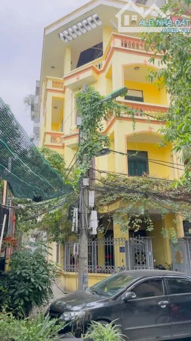 Phân lô, lô góc phố Hoàng Quốc Việt. Ô tô tránh, Kinh doanh, 55m2- giá 17 tỷ Khách nhanh ạ - 2
