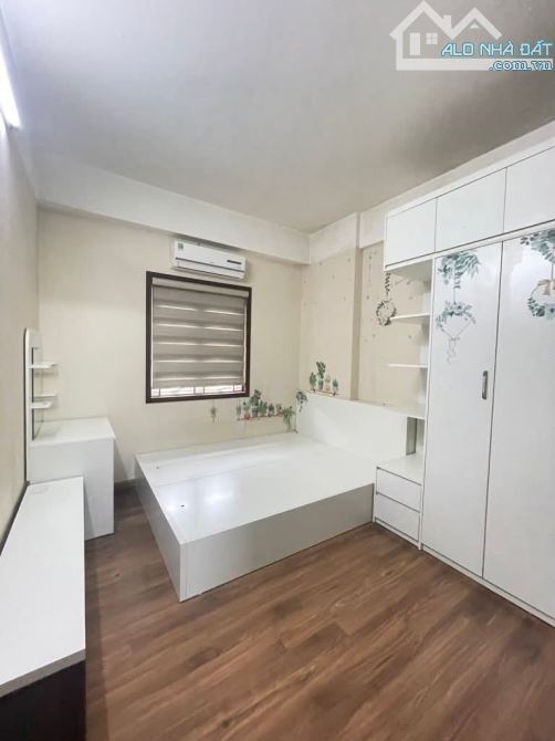 Bán nhà Xuân Đỉnh, 41m2 hơn 8 tỷ, gần Ngoại Giao Đoàn, dân xây ở ngay, full nội thất VIP - 2