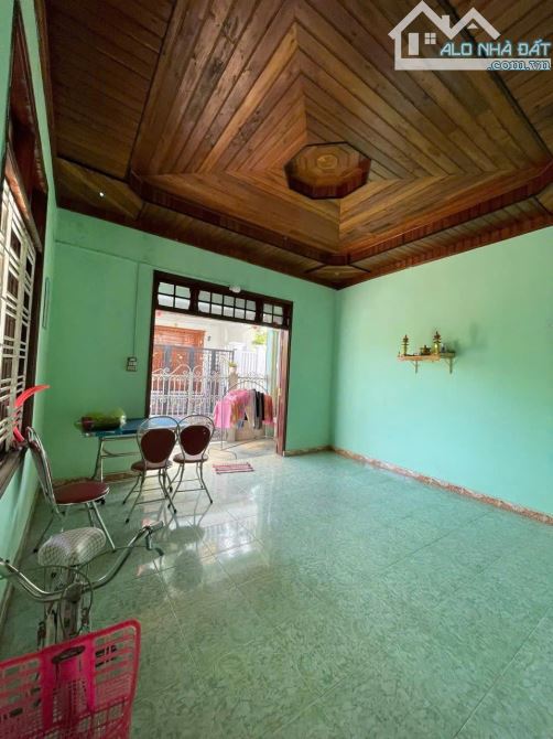 Bán nhà cấp 4 Kiệt ôtô Lý Nam Đế, Cách Cầu An Hoà - Đường Lê Duẫn 300m, chỉ 1,6 tỷ - 2
