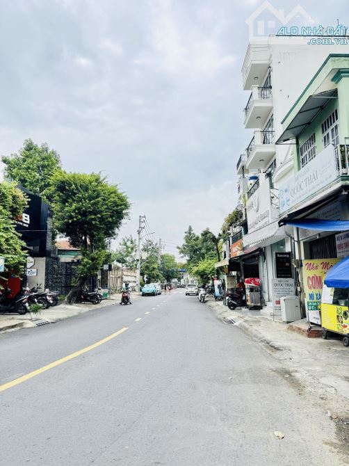 GIÁ 118TR/M2 .ĐÓN ĐẦU HỆ SỐ XÂY DỰNG 5.0 CƠ HỘI VÀNG TẠI THẢO ĐIỀN ( DT: 9,7X23 )Gía:26TỶ - 2