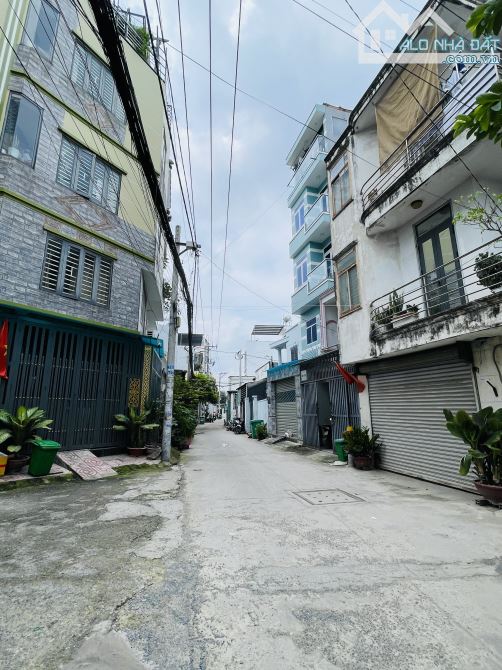 Bán ĐẤT Hẻm Xe Tải đường Đinh Thị Thi ngay KĐT Vạn Phúc DT: 83m2 Giá 6.89 Tỷ - 2